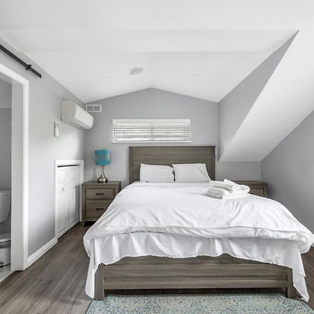 Stylish Dual Bedroom Suite In Van West バンクーバー エクステリア 写真