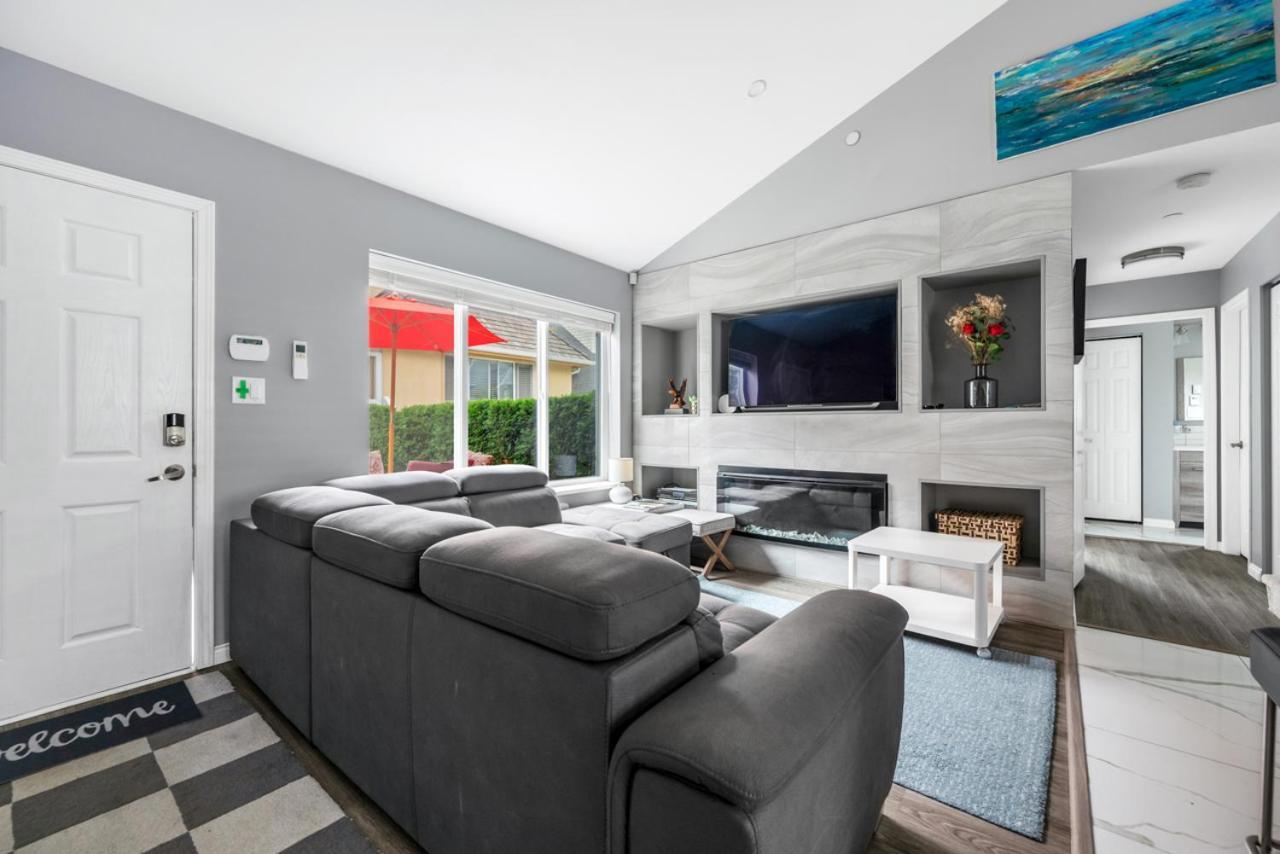 Stylish Dual Bedroom Suite In Van West バンクーバー エクステリア 写真