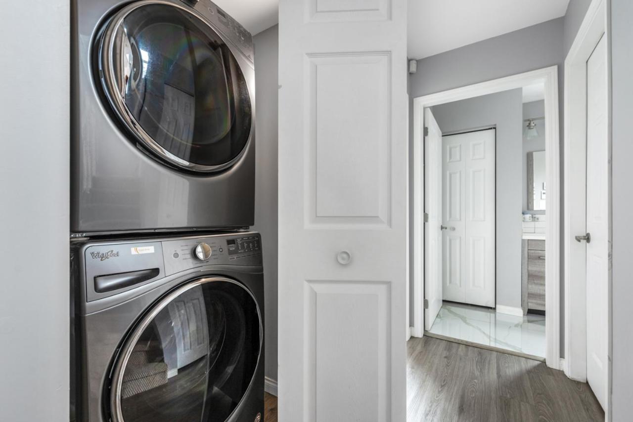 Stylish Dual Bedroom Suite In Van West バンクーバー エクステリア 写真